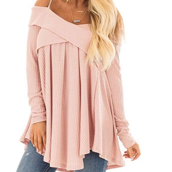 Beautiful woman top - Picture 3 of 8